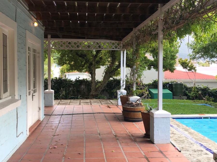 To Let 2 Bedroom Property for Rent in Hout Bay Western Cape